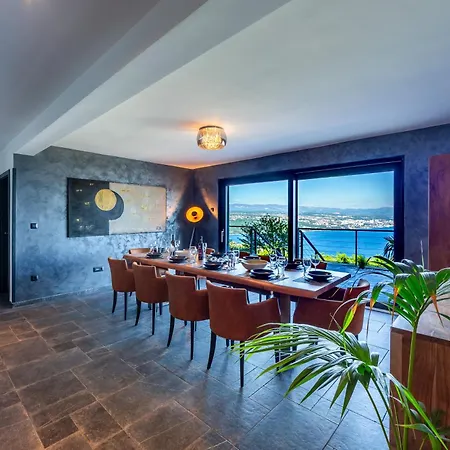 K With A Heated Pool, Gym, Sauna, Astonishing Sea View Villa *