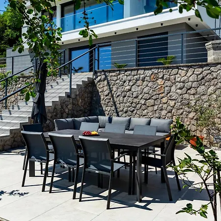 K Villa *