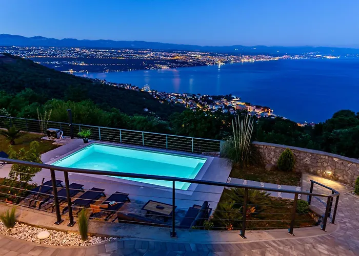 K With A Heated Pool, Gym, Sauna, Astonishing Sea View * Opatija